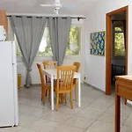 Cala Dell'arena לינה וארוחת בוקר 4*