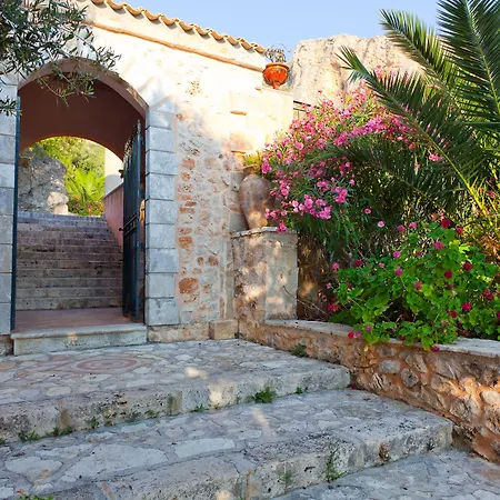 Cala Dell'arena ベッド・アンド・ブレックファスト 4*