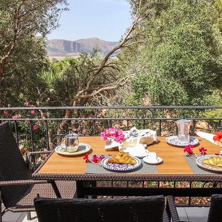 Cala Dell'arena マカリ