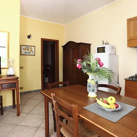 Nocleg ze śniadaniem Cala Dell'arena 4*