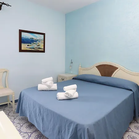 Cala Dell'arena Nocleg ze śniadaniem Macari