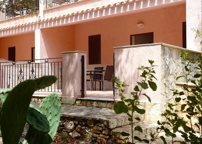 Cala Dell'arena Macari